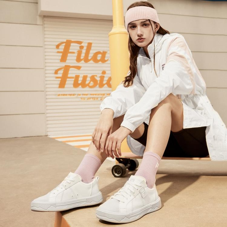 FILA 斐乐 女款运动休闲鞋 T12W422201FSA 289元