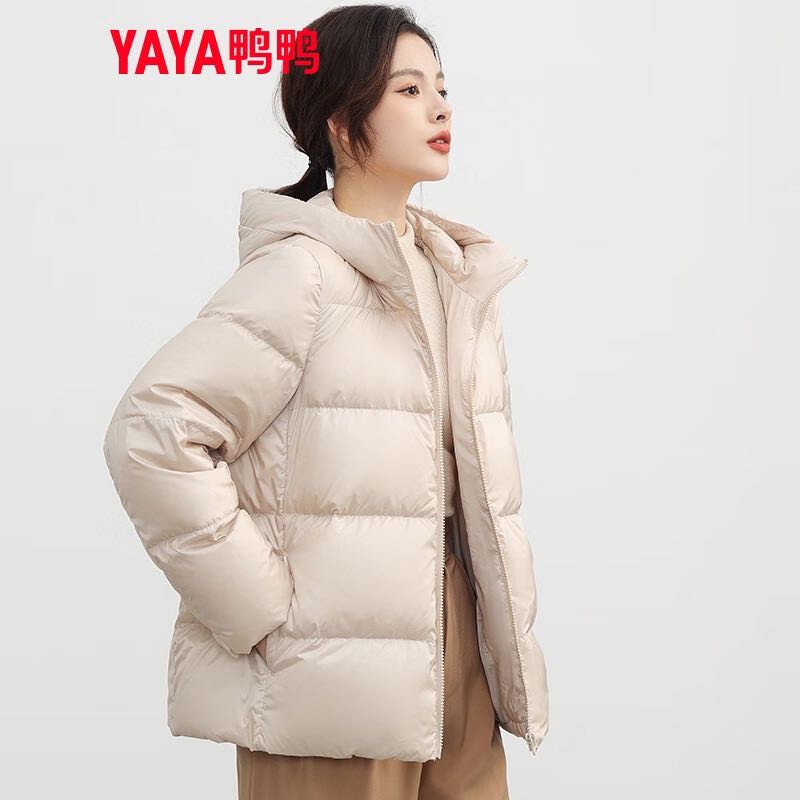 YAYA 鸭鸭羽绒服 女短款秋冬时尚连帽 117.46元（需用券）