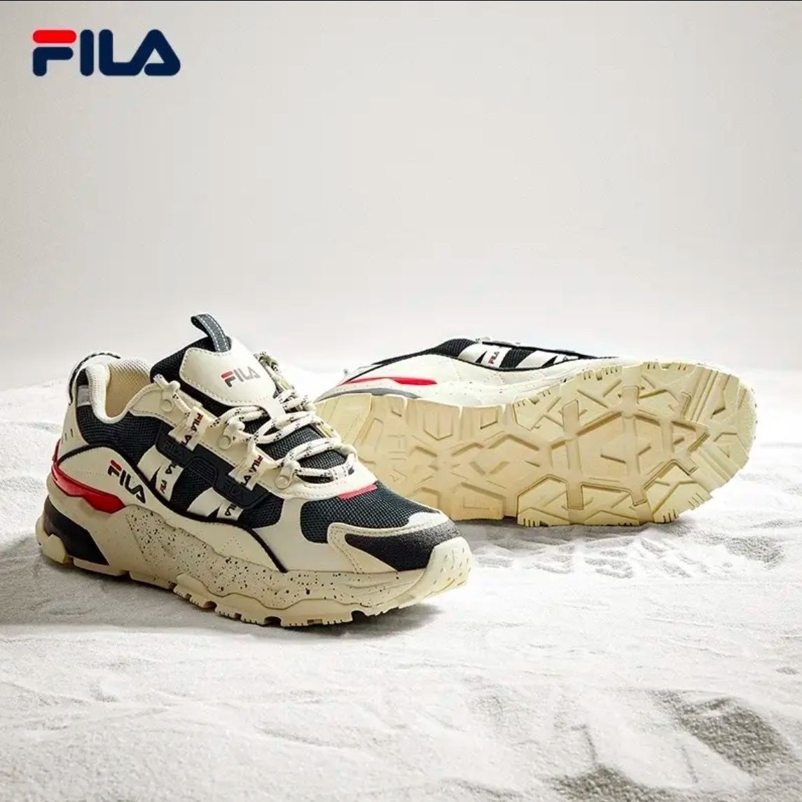 FILA 斐乐 满天星老爹鞋 通用款运动鞋 309元