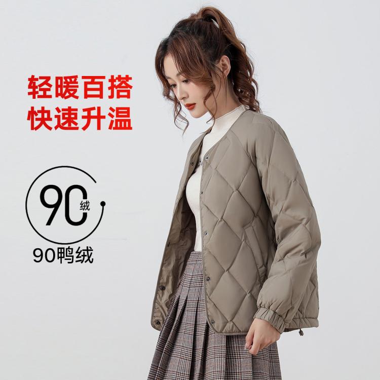 YAYA 鸭鸭羽绒服 圆领短款女式羽绒服冬季简约时尚女式优雅小外套 179元