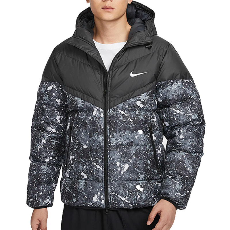 NIKE 耐克 男子羽绒服HQ4184-010 1044元