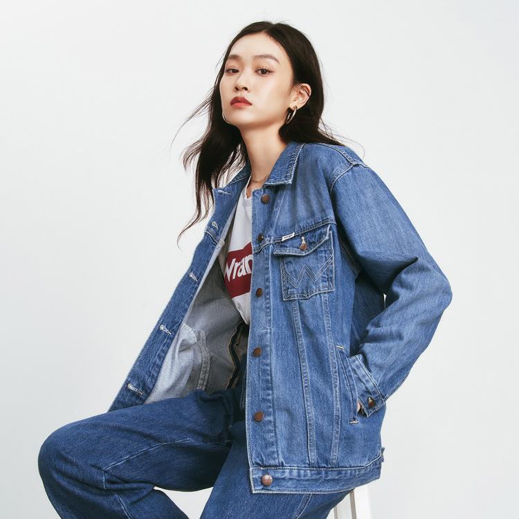 Wrangler 威格 女士经典宽松复古时尚翻领长袖牛仔夹克外套 365元