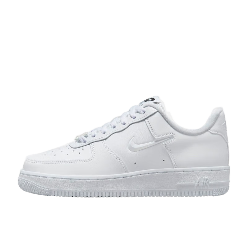 耐克（NIKE）女子空军一号运动鞋 AIR FORCE 1 07 SE AF1 FB8251-100 37.5 463.76元