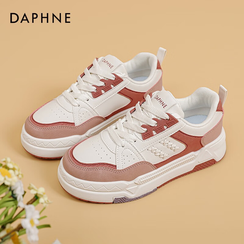 达芙妮（DAPHNE）小白鞋 99.9元