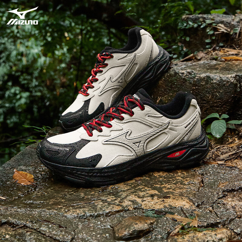 PLUS会员：美津浓 秋冬男女加厚防滑复古老爹鞋RACER S 防泼水跑步鞋 250.75元