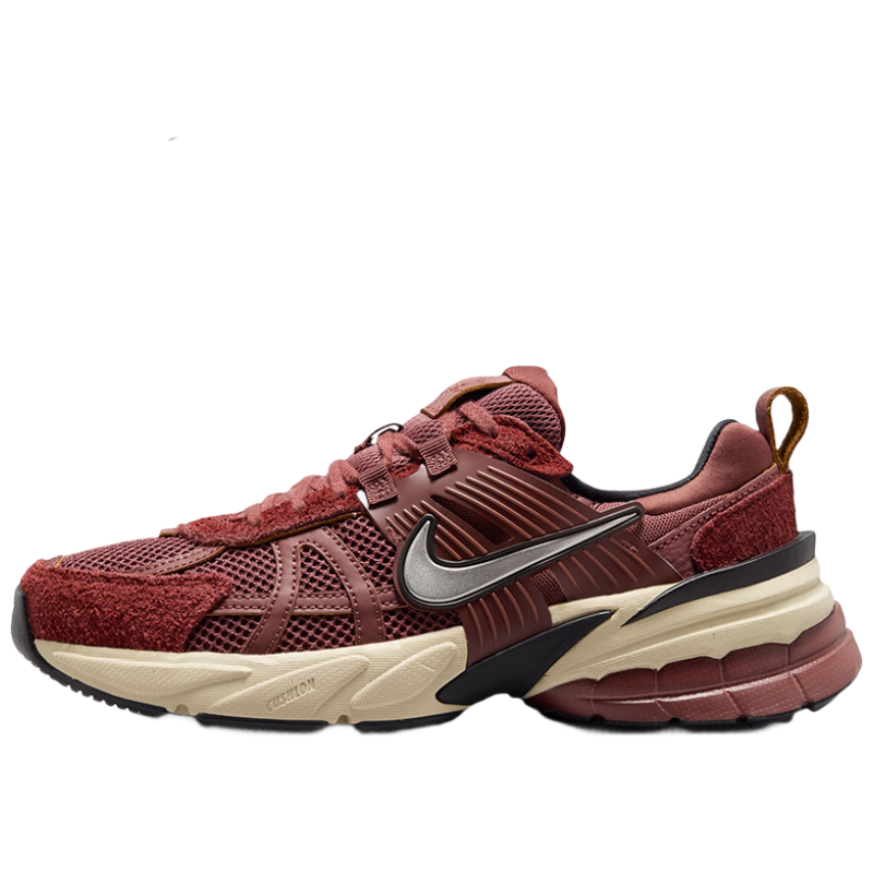 耐克 NIKE V2K RUN 运动鞋 FN6703-201 红褐 36 359.2元/件（共718.4元）