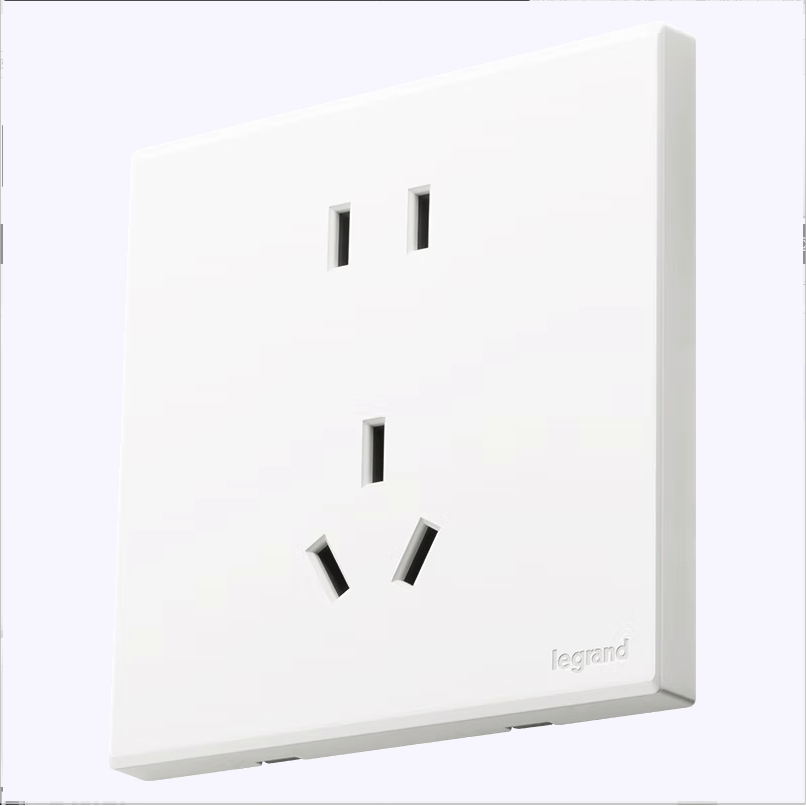 legrand 罗格朗 正五孔插座 10A 2.79元（需用券）