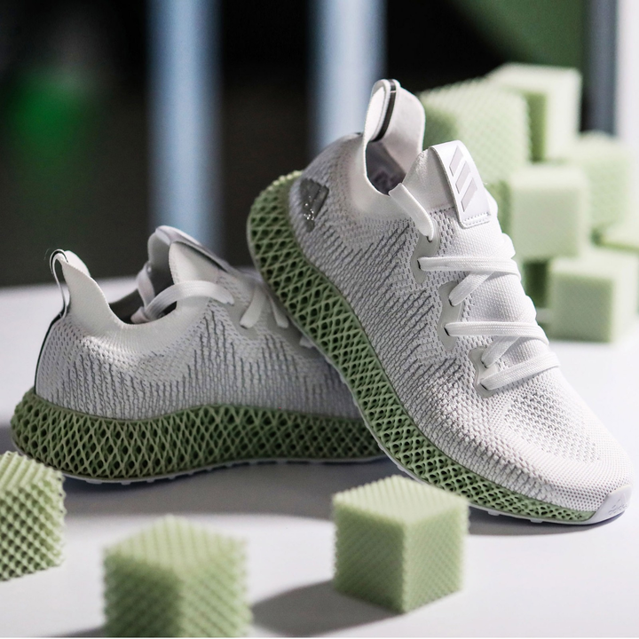 我站资讯曾经报道过adidas阿迪达斯3d打印做工创造的跑步鞋future