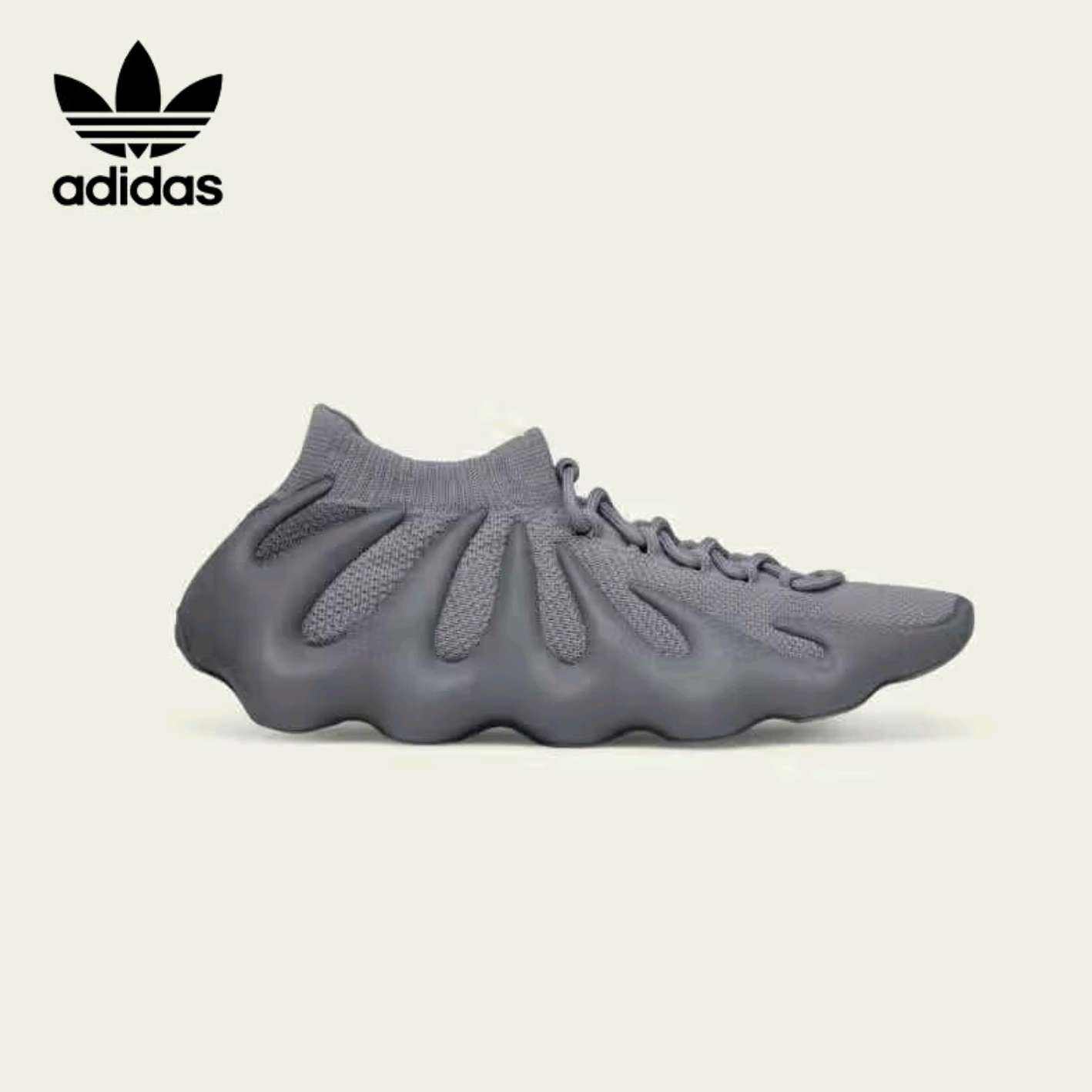 20点：阿迪达斯 YEEZY 450男女同款灰石灰潮流休闲鞋 594.15元（需领券）