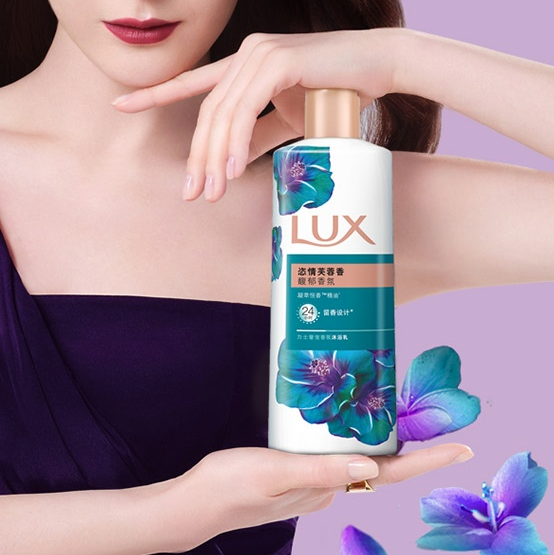 LUX 力士 沐浴露套装 闪亮冰爽沐浴乳1000g 送幽莲350g 香味持久 28.57元（需买3