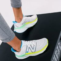 new balance 男款跑步鞋 WMORWT4 ￥360