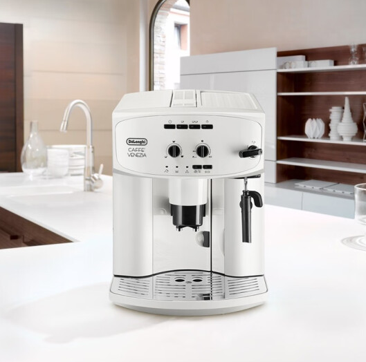 De'Longhi 德龙 ESAM2200.W 全自动咖啡机家 ￥1799