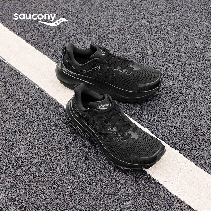 PLUS会员：Saucony 索康尼 彭于晏同款 向导17 运动鞋男 黑200 42 504.32元（需领券