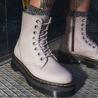 Dr. Martens 低至4折劲爆价❗ 6孔短靴仅$32