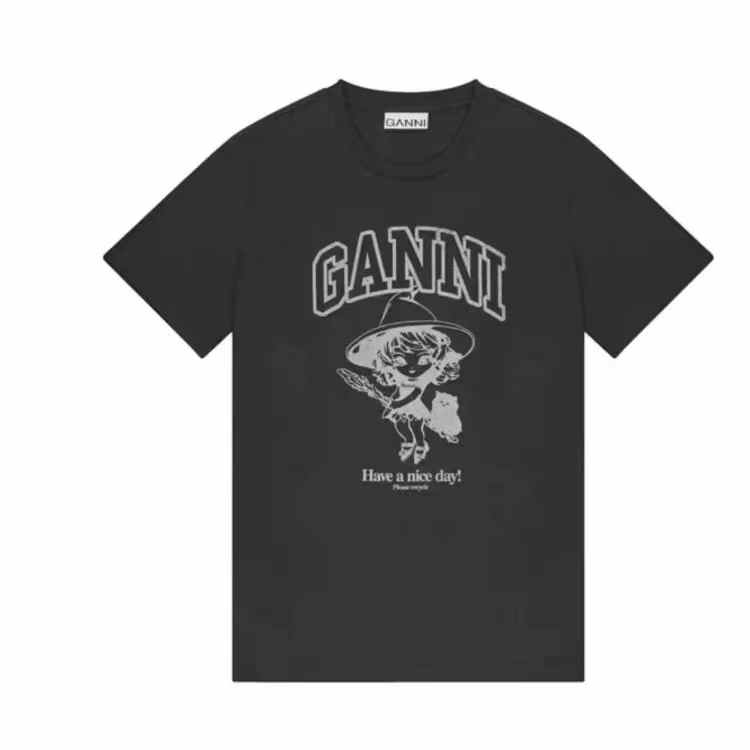 Ganni 黑色logo T恤 7折 $102（約735.01元）