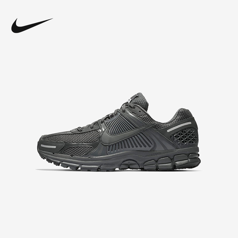 NIKE 耐克 Zoom Vomero 5 Anthracite Black 跑步鞋 451元（需用券）