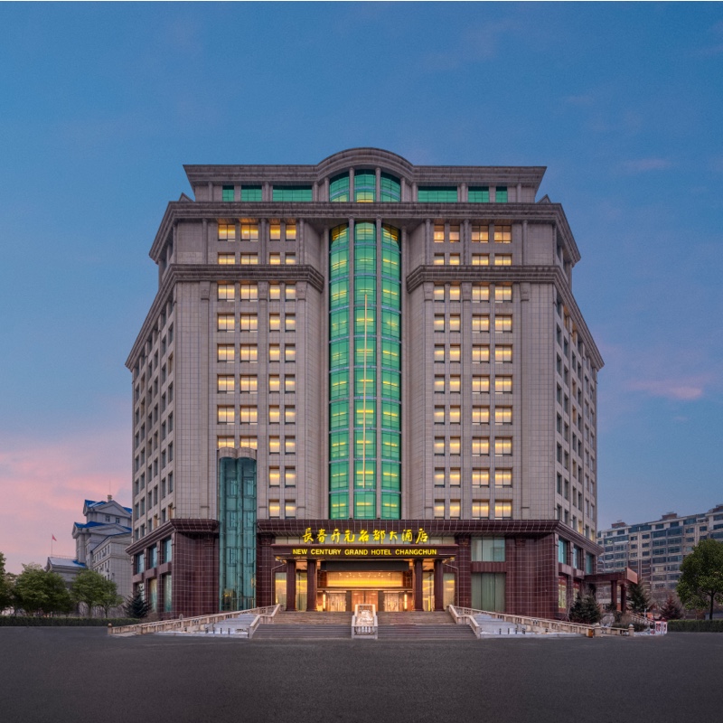 【春季促销】长春开元名都大酒店2晚连住通用不加价含2早+铁锅炖 699元