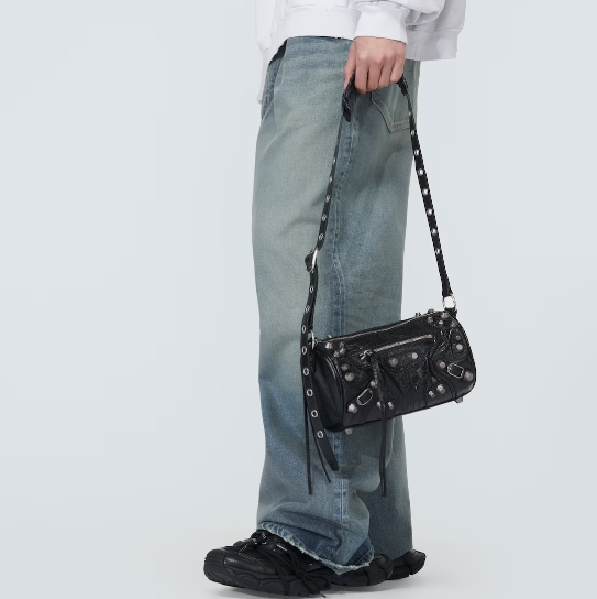 SSENSE：Balenciaga 多款潮流單品熱賣 'Le Cagole' 小號單肩包$1777 低至5折