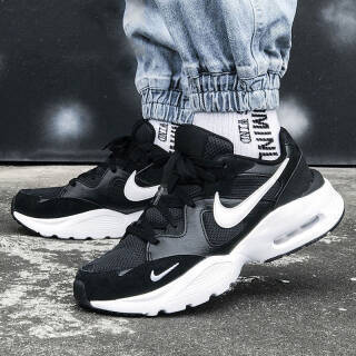 nike耐克airmaxfusion男子跑鞋cj1670002黑白42479元