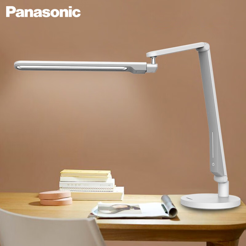 Panasonic 松下 致玫系列 HHLT0554W 国AA级护眼台灯 台式款 ￥239.54