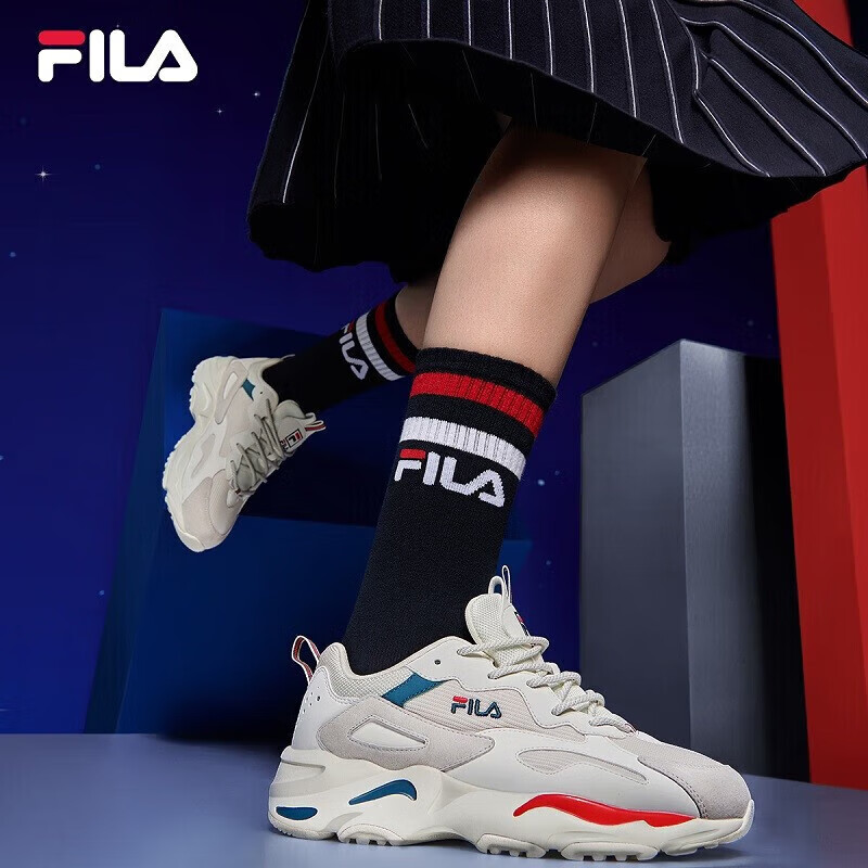 plus会员：FILA 斐乐官方TRACER女子老爹鞋春夏跑步透气休闲鞋 460.71元 包邮