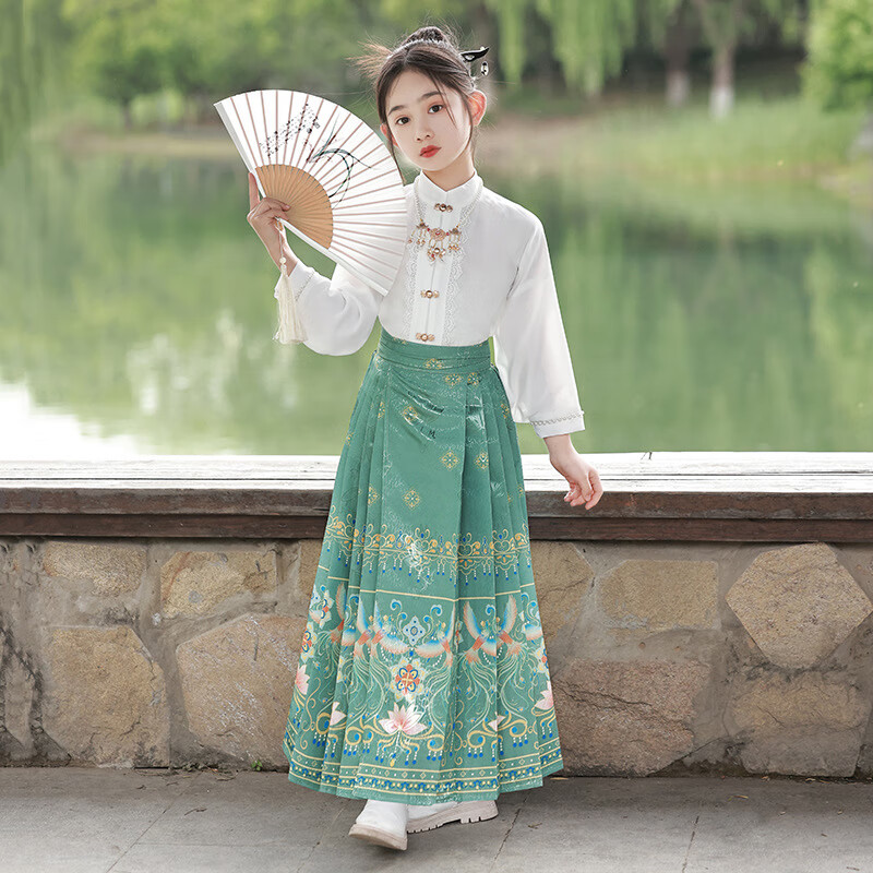 中国风古装马面裙套装小女孩薄款汉服裙秋冬季女装套装 39.9元（需用券）