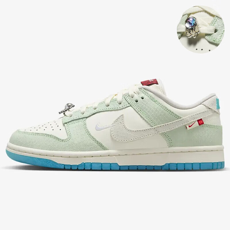 NIKE 耐克 DUNK LOW LX龙年限定送礼女子低帮板鞋FZ5065-111 白色 36.5 ￥424