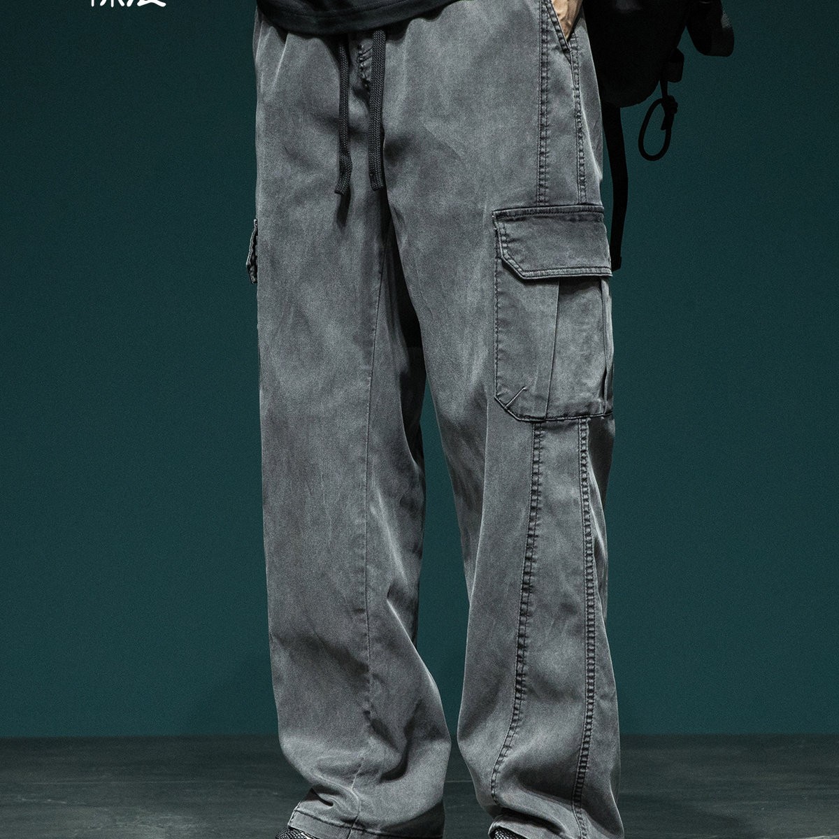 移动端：惊浪 男士工装裤 2501031C 125元（淘金币可抵4.44元起）