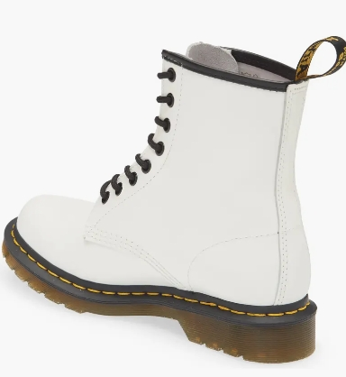 白菜价！Dr. Martens 杨幂同款马丁靴 2.1折 $35.97（约262元）