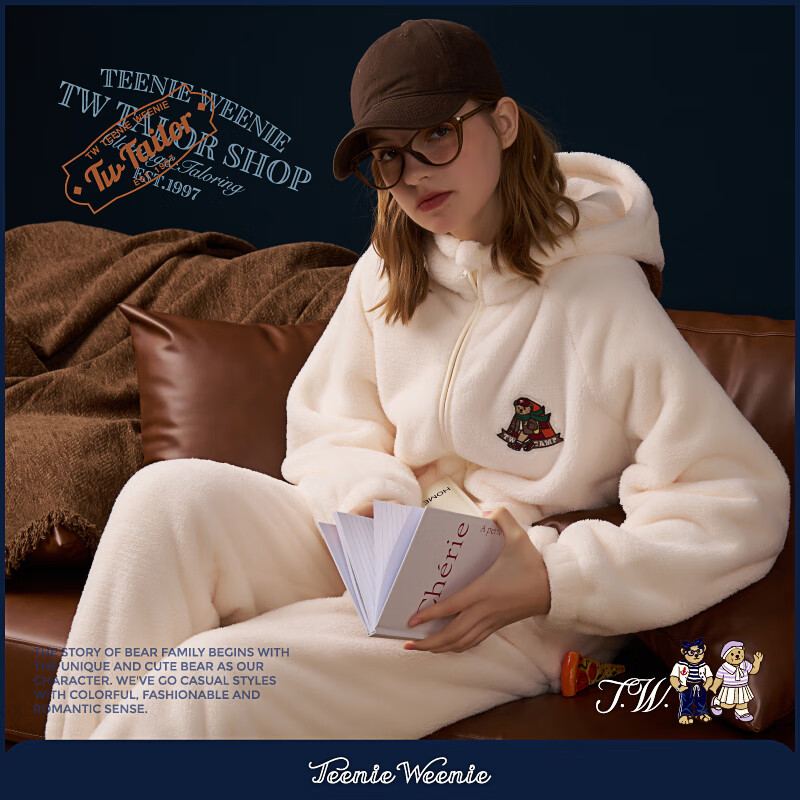 TEENIE WEENIE 小熊加厚睡衣女士绒套装加绒加带帽厚家居服 云朵白 L 153元