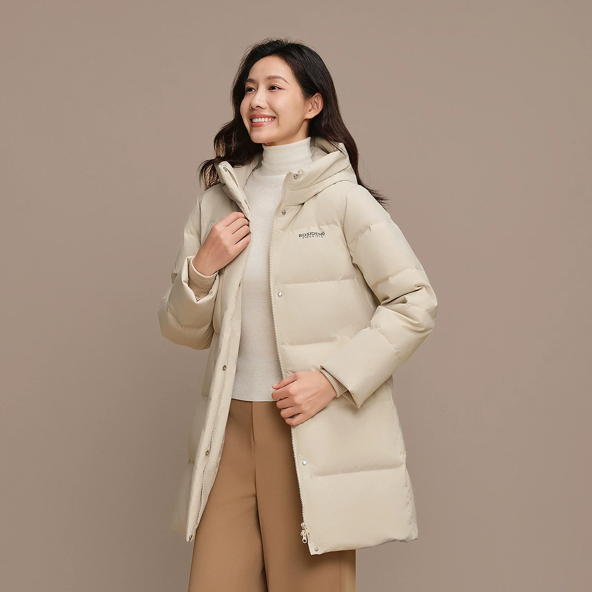 波司登 女士中长款连帽羽绒服 388.04元 - 86线报