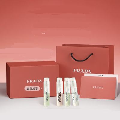 新品发售、PLUS会员：PRADA 普拉达 非正棕限定版唇膏 B109粉裸棕 383.78元包邮+7