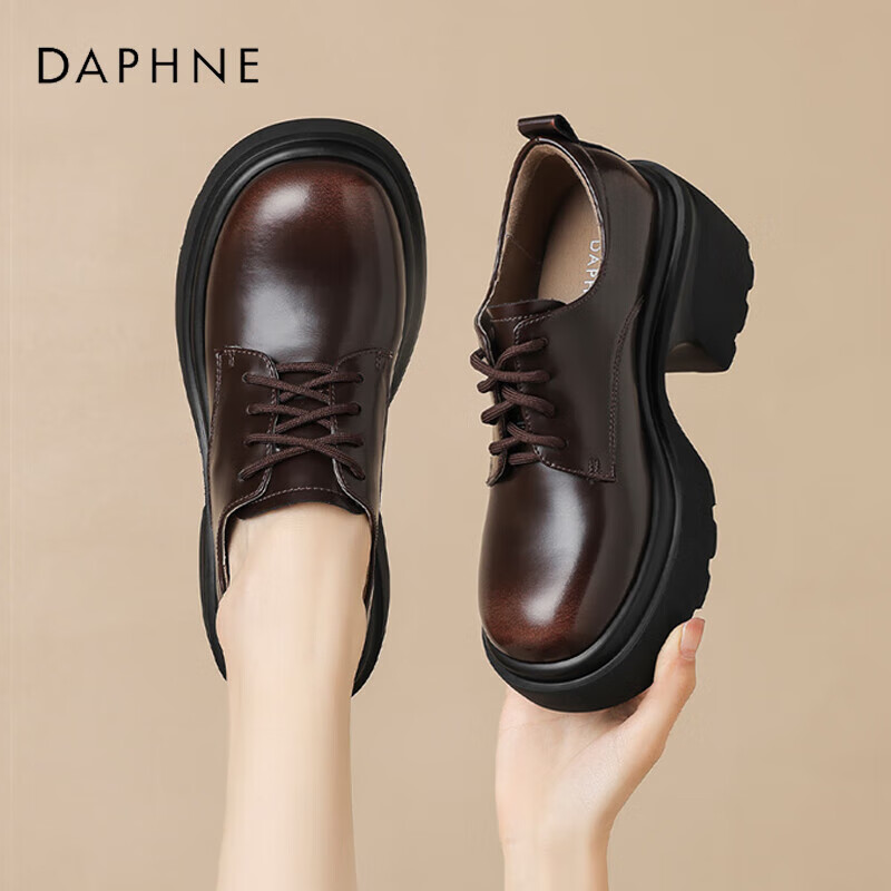 DAPHNE 达芙妮 女士单鞋 英伦风厚底高跟小皮鞋 4023404156 213.1元