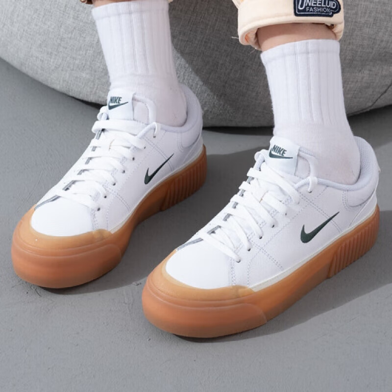 NIKE 耐克 女鞋 新款COURT LEGACY轻便透气低帮运动板鞋FV5526-100 FV5526-100 38 235元