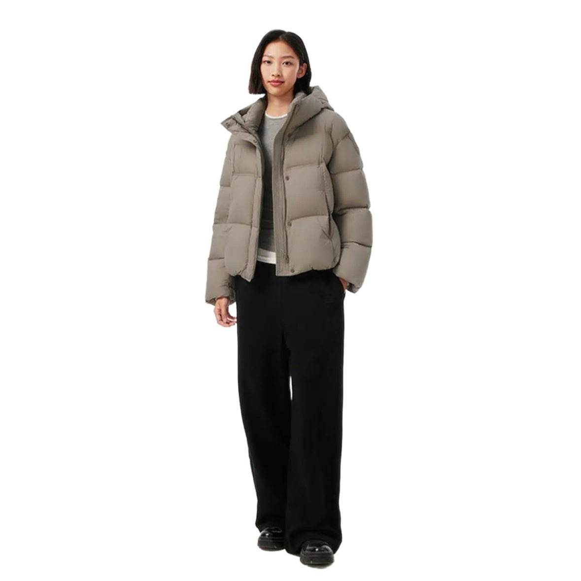坦博尔新款羽绒服女连帽短款宽松韩版小个子保暖外套TBF530360Z 松木棕 599元(需领券)