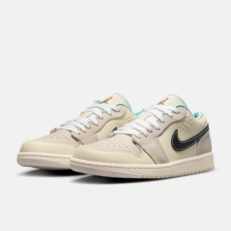 NIKE 耐克 AIR JORDAN 1 LOW SE AJ1 女子运动鞋 HQ3440-101 467.48元包邮（需领券）