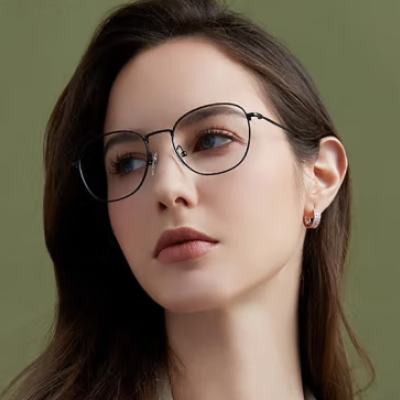 essilor 依视路 钻晶膜洁 钛+金属-4025BK-膜洁+1.74现片*2（赠钛金属镜框） 799元