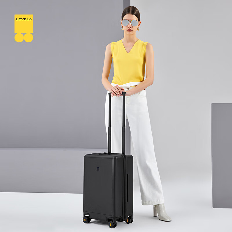 地平线8号 PC万向轮拉杆箱登机箱 LA-1688-02T00 幻影黑 20英寸 309元