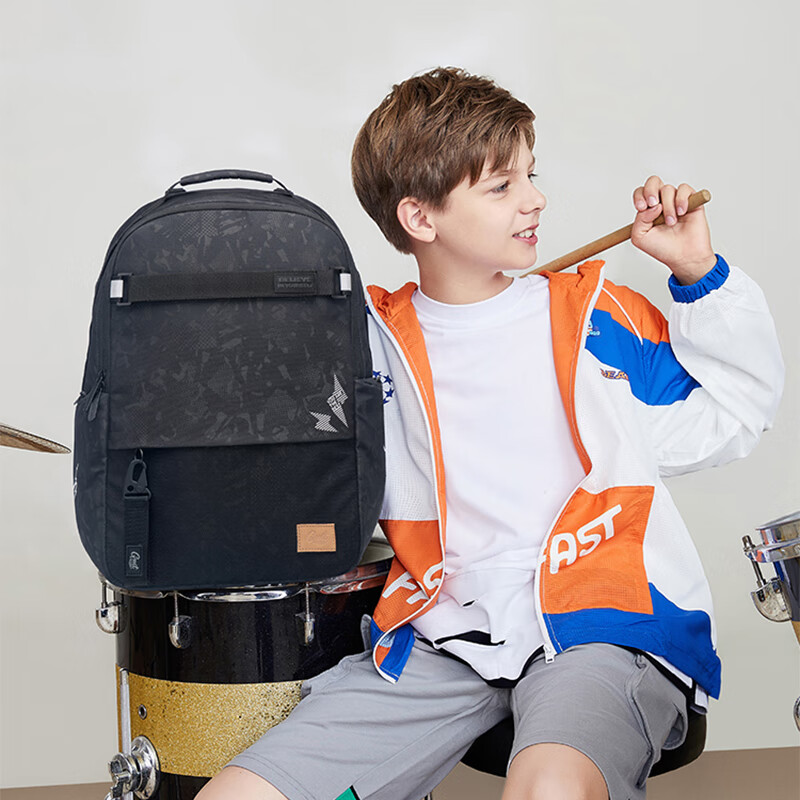 Gmt for kids 儿童护脊减负双肩包 30L/32L 暗夜传说 962.5元