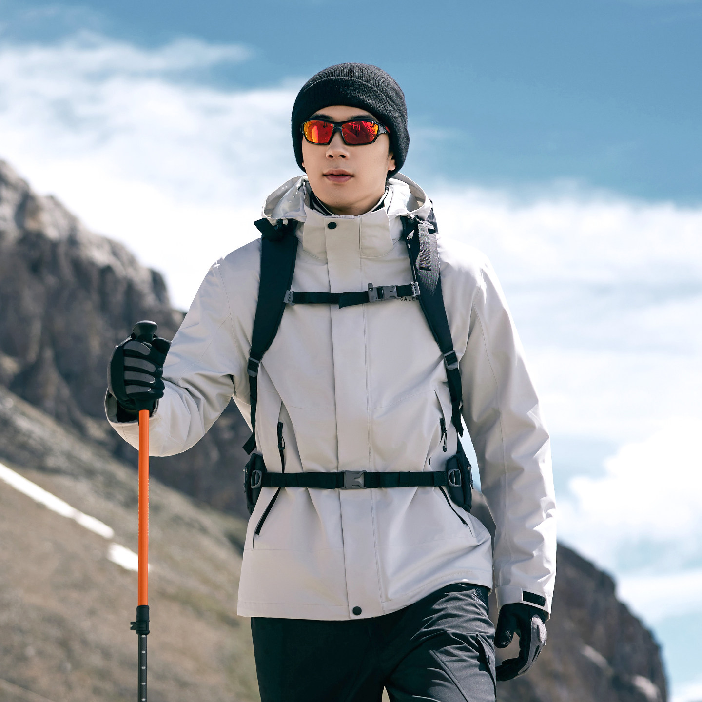 凯莱牧 户外冲锋衣男女同款新款三合一抓绒外套情侣防风防水登山服 179元
