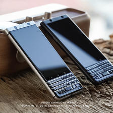 BlackBerry 黑莓 KEYONE双卡全键盘通4G安卓智慧型手机 4G通 美黑色全新(3+32G内存)