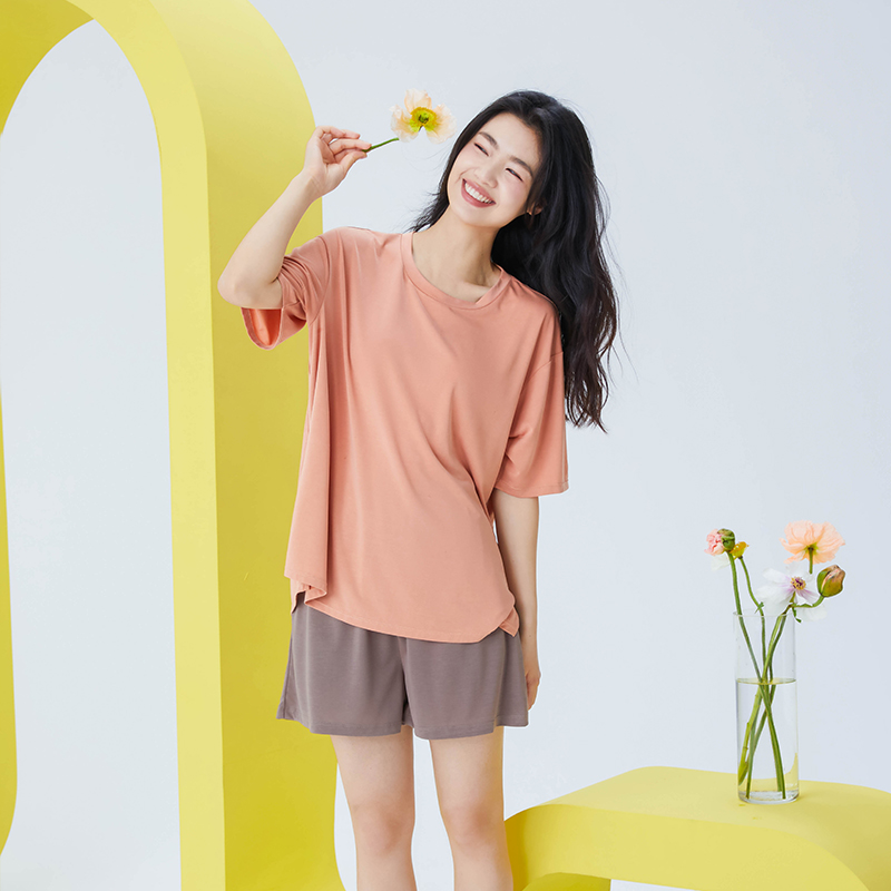 内茵 睡衣女夏季冰丝防凸点凉感带胸垫短袖 70.3元