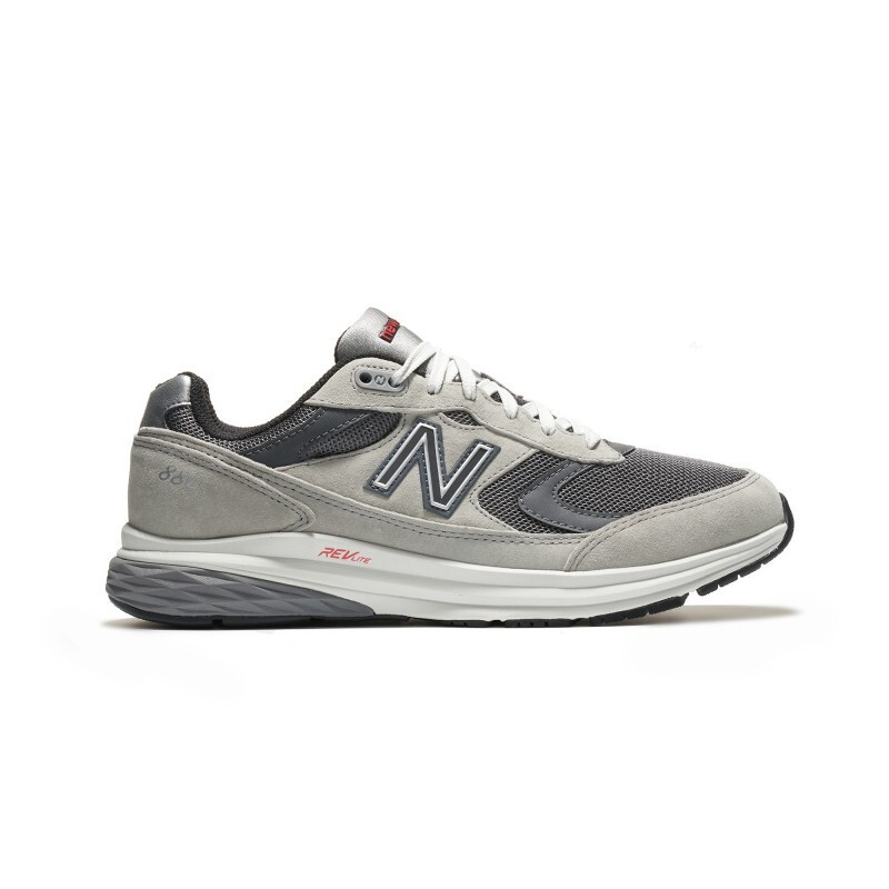 new balance 880 男款运动鞋 MW880CF3 256.21元