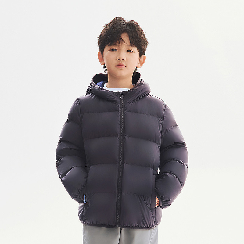波司登 儿童羽绒服男女童运动羽绒服四防连帽外套女 240.24元（需用券）