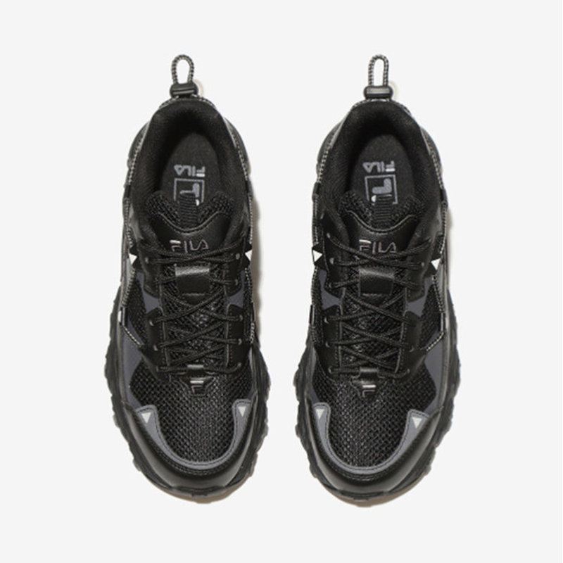 移动端：FILA 韩版 运动鞋 1560元（淘金币可抵36元起）