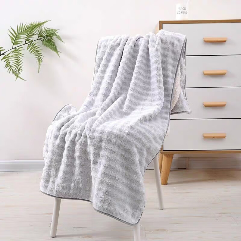 7A抗菌防螨防臭泡泡绒沐浴巾灰色 70x140cm 12.84元 - 清风线报