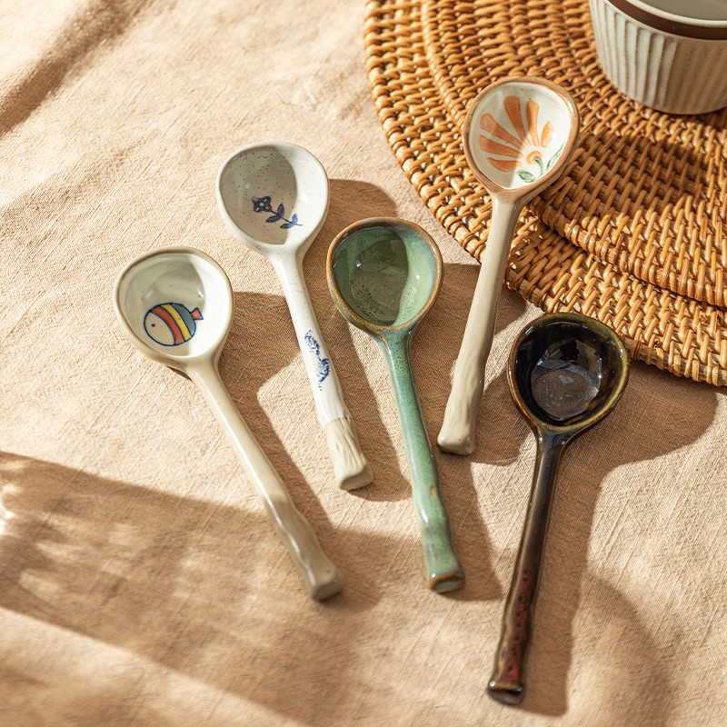 摩登主妇 日式陶瓷勺子家用喝汤小调羹可爱创意粗陶手绘汤匙 粗陶勺2个装 