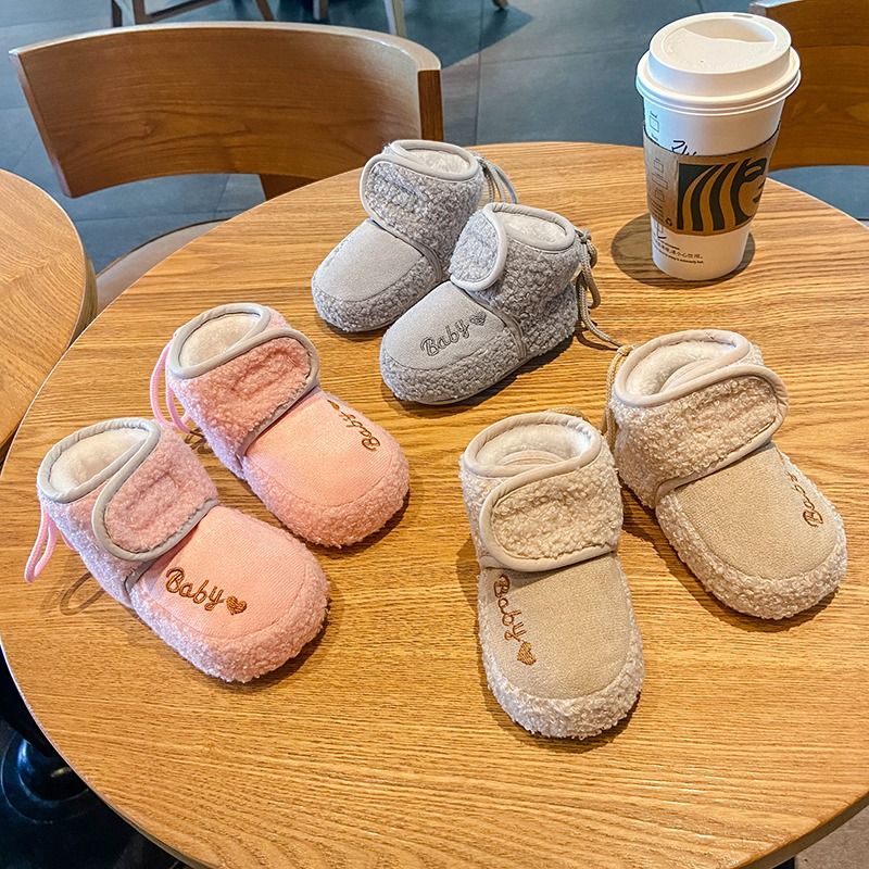 秋冬婴儿软底鞋0-1岁步前棉鞋3-12月男女宝宝鞋保暖加厚冬季不掉 14.39元