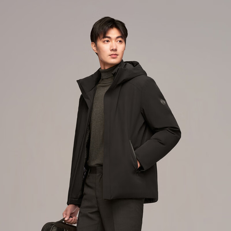 波司登 反季清仓!经典鹅绒连帽保暖羽绒服 B40144133 1609元(需用券)