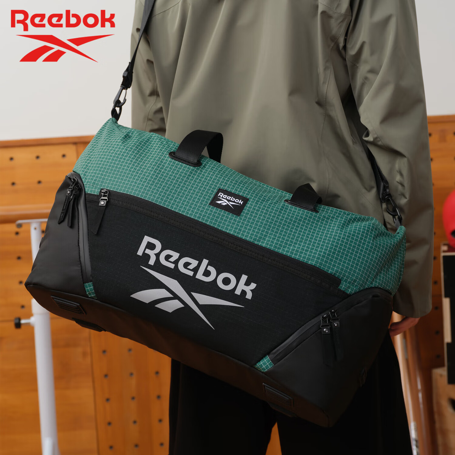 Reebok 锐步 防泼水斜挎包 干湿分离健身包 手提运动包 32.5L 329元（需用券）